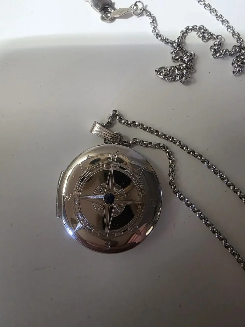 Silver Tone Full Hunter Pocket Watch Roman Numerals Analog 12-Hour Dial Chain